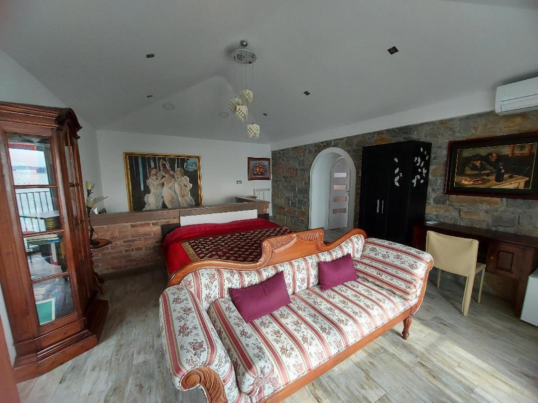 Apartment Trieste M&M Muggia Bagian luar foto