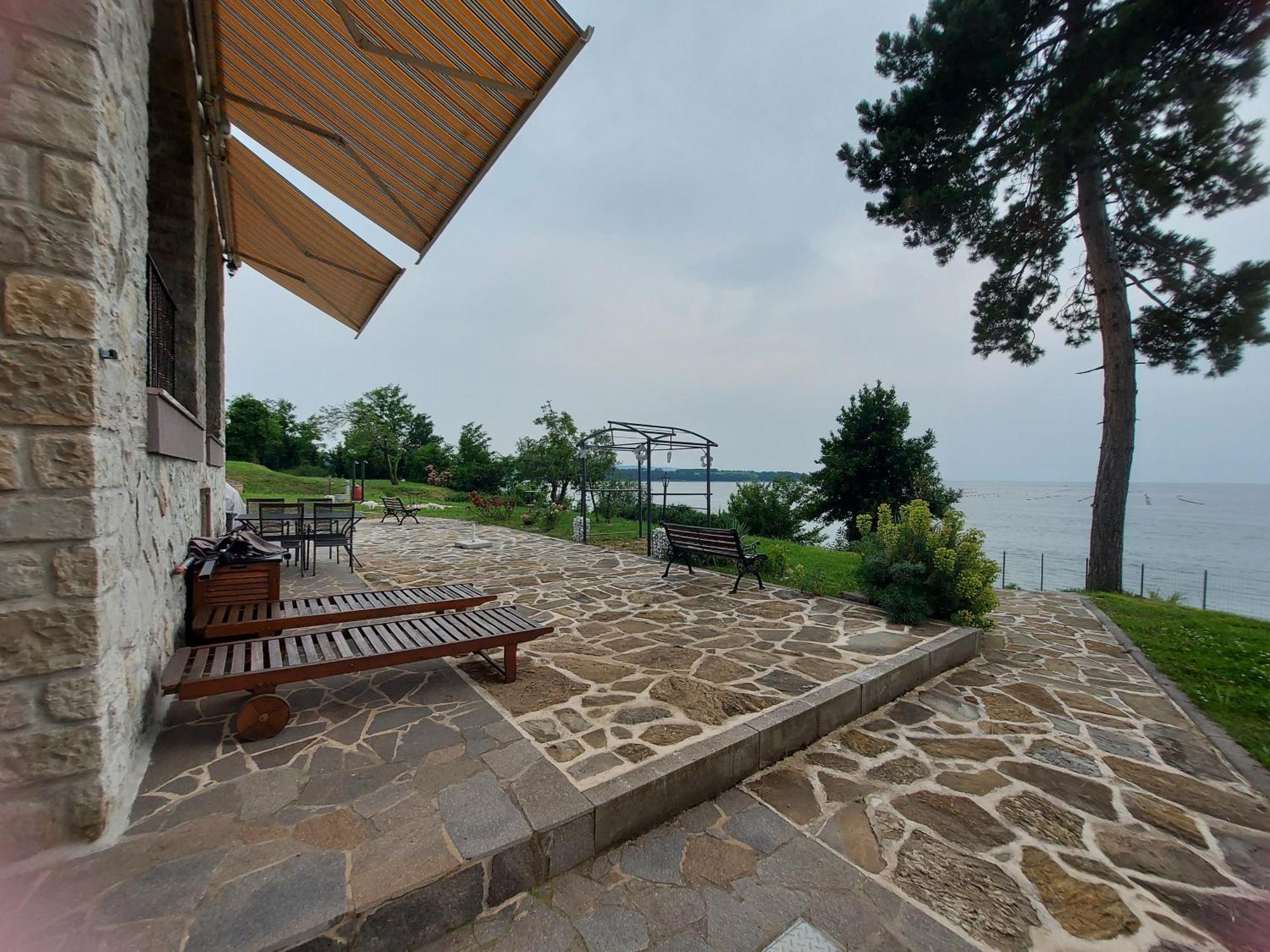 Apartment Trieste M&M Muggia Bagian luar foto